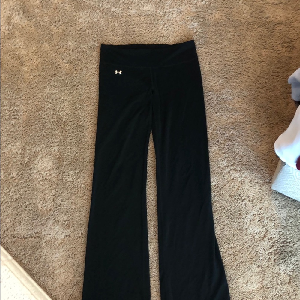 UA yoga pants